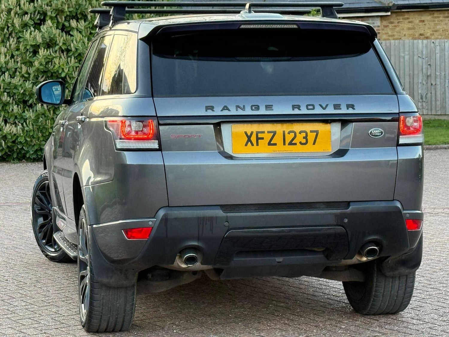 Used Land Rover Range Rover Sport 2015 for sale - 78168810: Photo 8