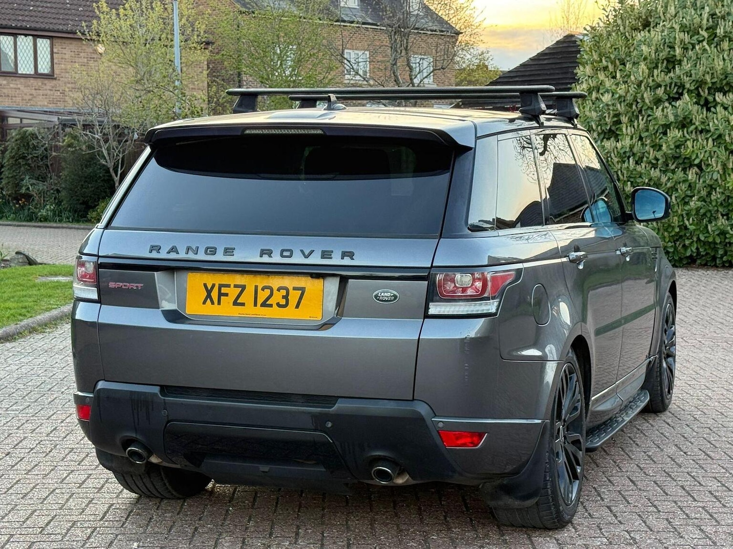 Used Land Rover Range Rover Sport 2015 for sale - 78168810: Photo 9