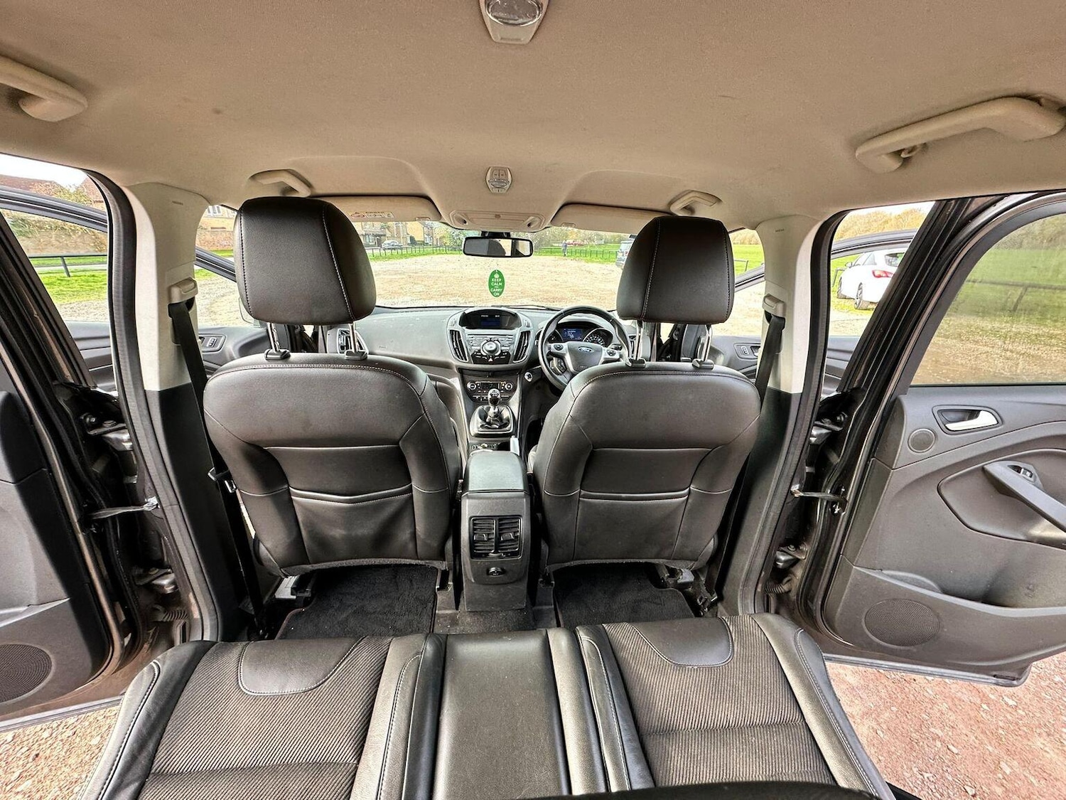 Used Ford Kuga 2015 for sale - 76935343: Photo 21