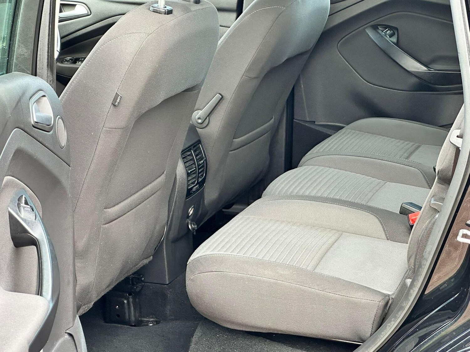 Used Ford C-Max 2015 for sale - 76521072: Photo 17