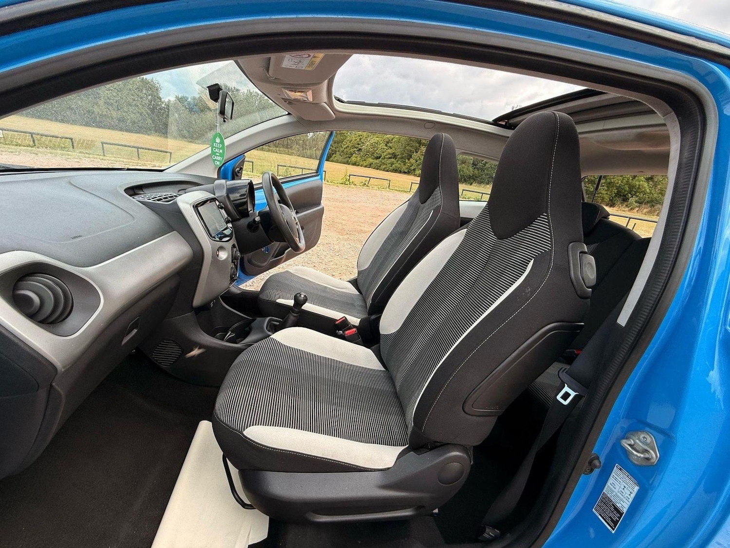 Used Peugeot 108 2016 for sale - 77277257: Photo 25