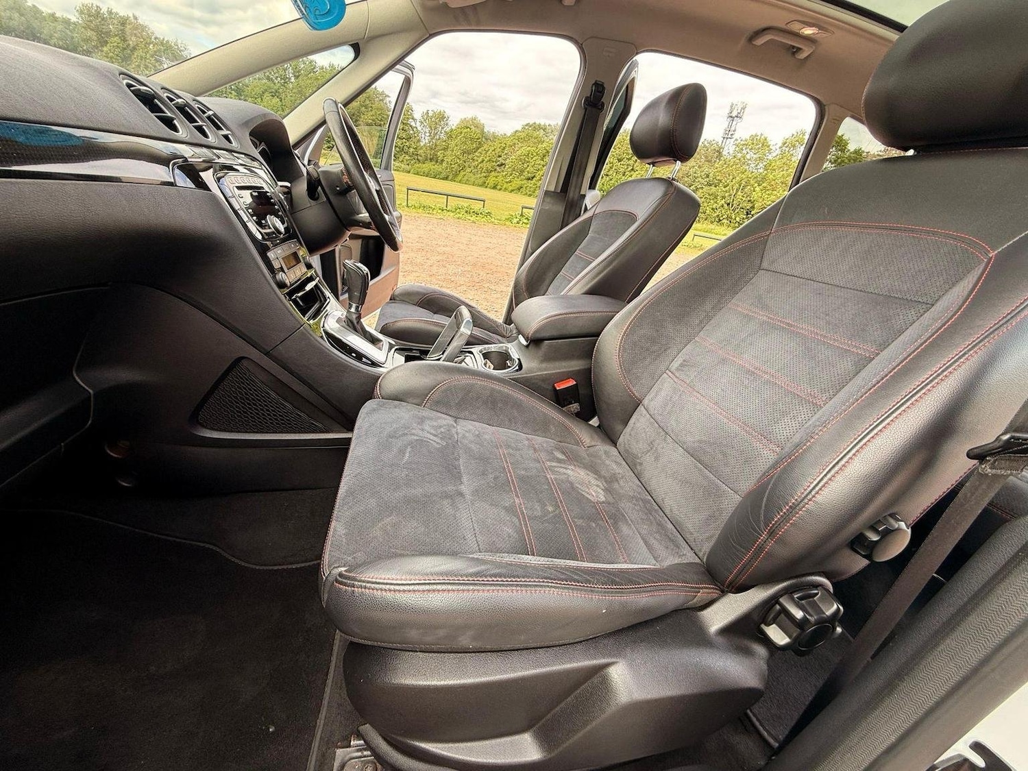 Used Ford S-Max 2011 for sale - 76662805: Photo 25