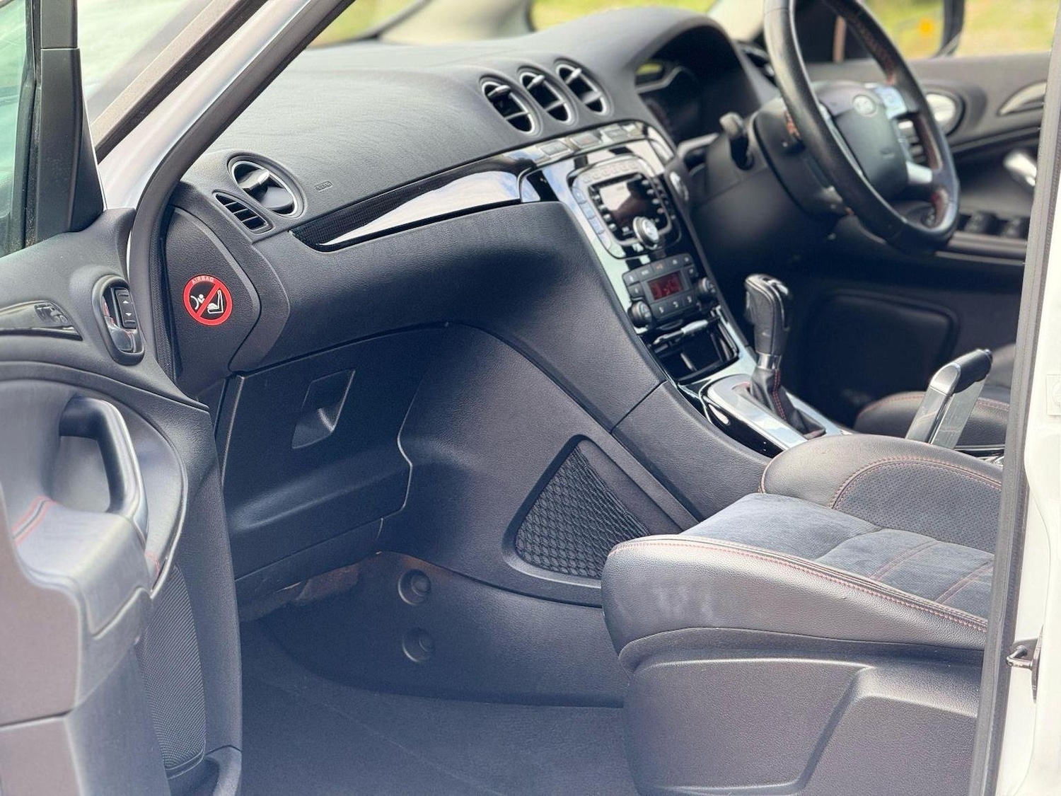 Used Ford S-Max 2011 for sale - 76662805: Photo 7