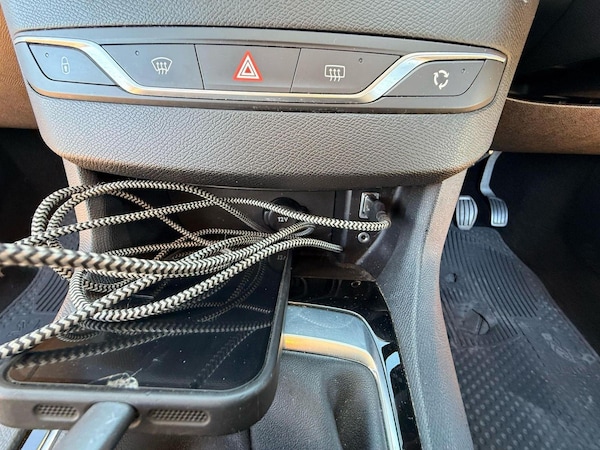 Used Peugeot 308 2016 for sale - 76263016: Photo 25