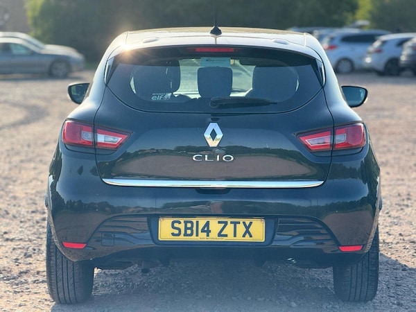 Used Renault Clio 2014 for sale - 76107308: Photo 11