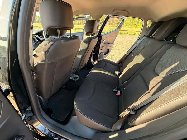Used Renault Clio 2014 for sale - 76107308: Photo 18