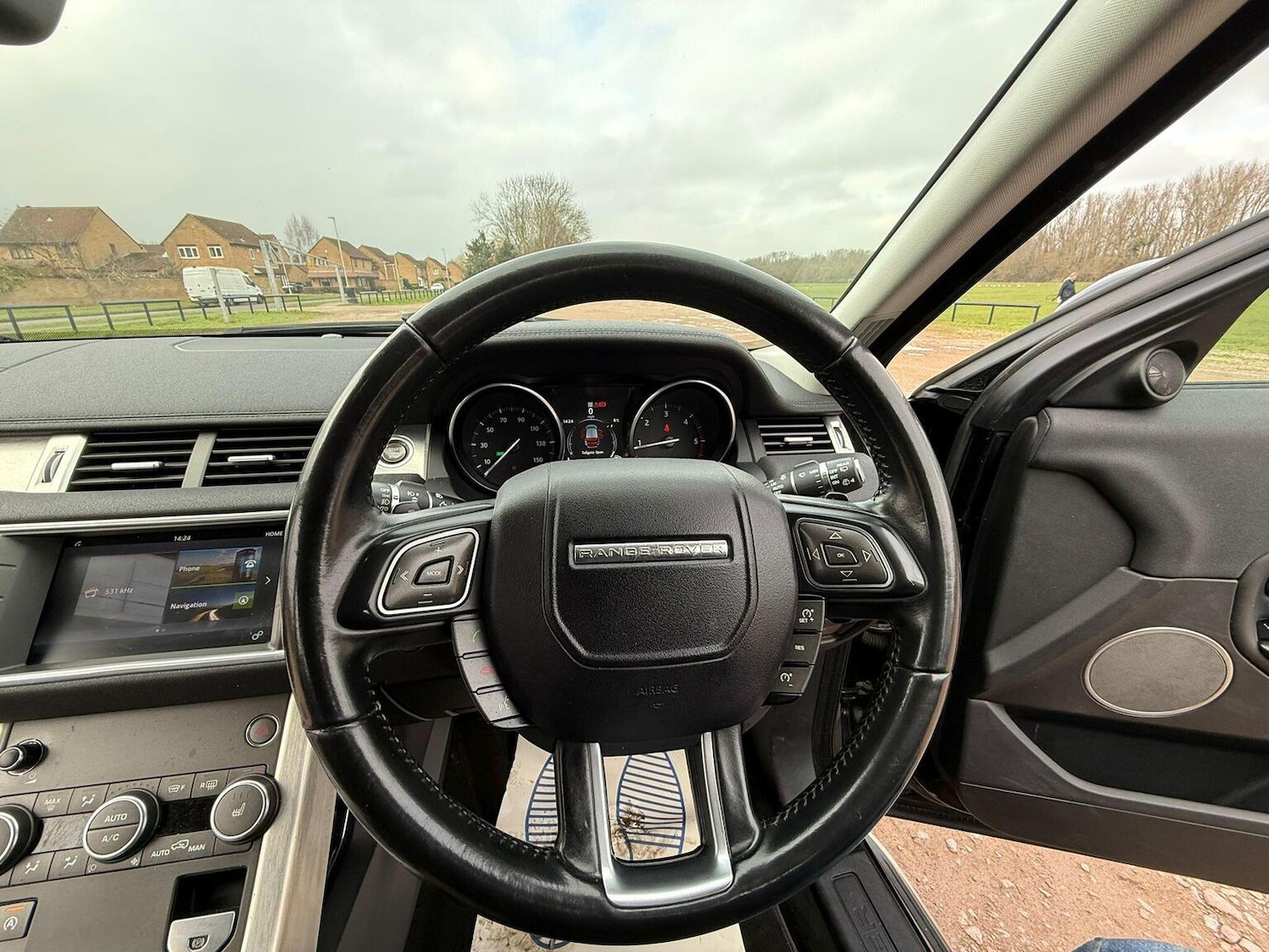 Used Land Rover Range Rover Evoque 2015 for sale - 77438406: Photo 28
