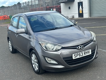Used Hyundai i20 2013 for sale - 79038472: Photo