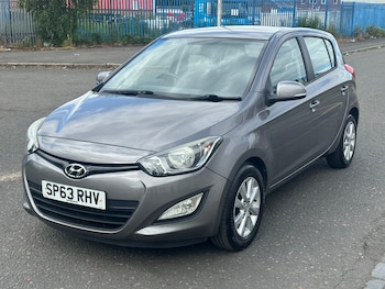 Used Hyundai i20 2013 for sale - 79038472: Photo