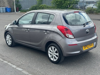 Used Hyundai i20 2013 for sale - 79038472: Photo