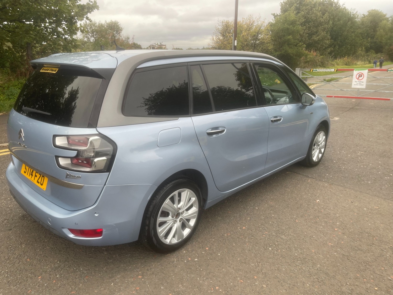 Used Citroen C4 Grand Picasso 2014 for sale - 76131624: Photo 3