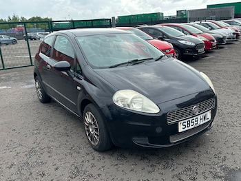Used Fiat Grande Punto 2009 for sale - 78656800: Photo