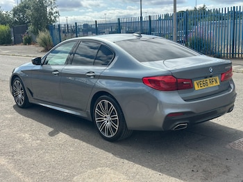 Used BMW 5 Series 2017 for sale - 79327536: Photo