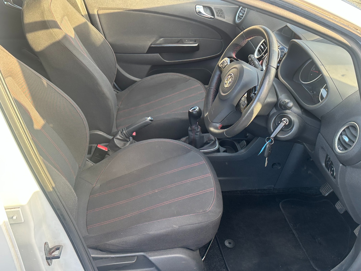 Used Vauxhall Corsa 2014 for sale - 76117235: Photo 9