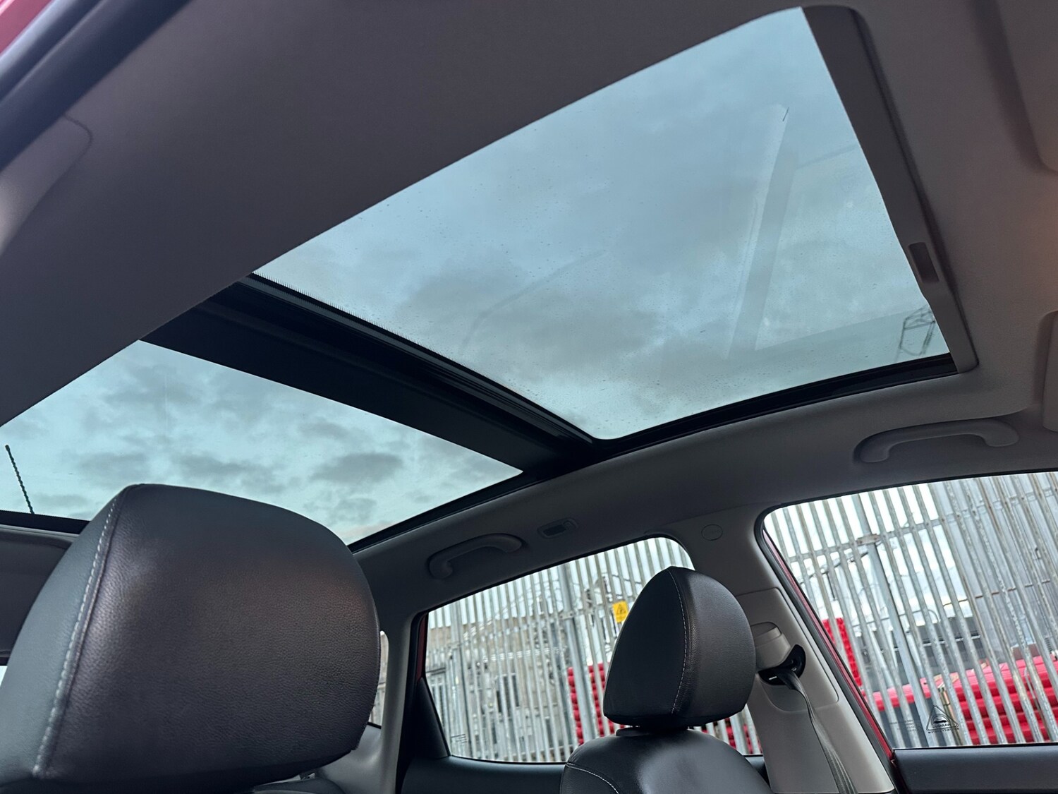 Used Kia Venga 2013 for sale - 77073350: Photo 25