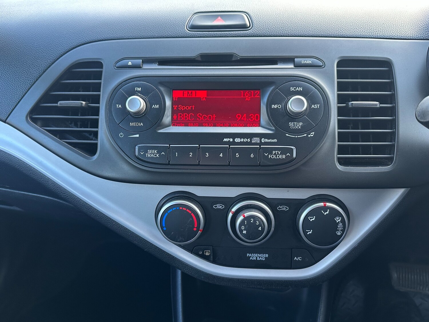 Used Kia Picanto 2014 for sale - 77902795: Photo 12