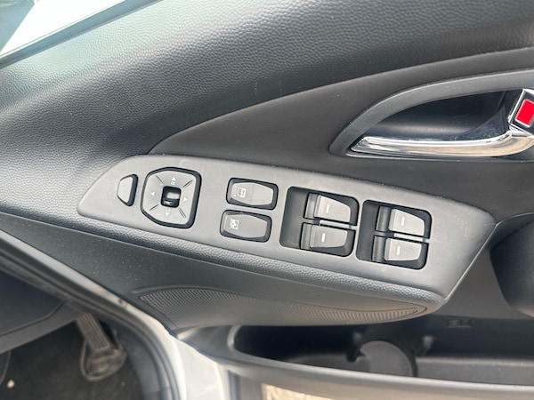 Used Hyundai Ix35 2012 for sale - 75558892: Photo 16