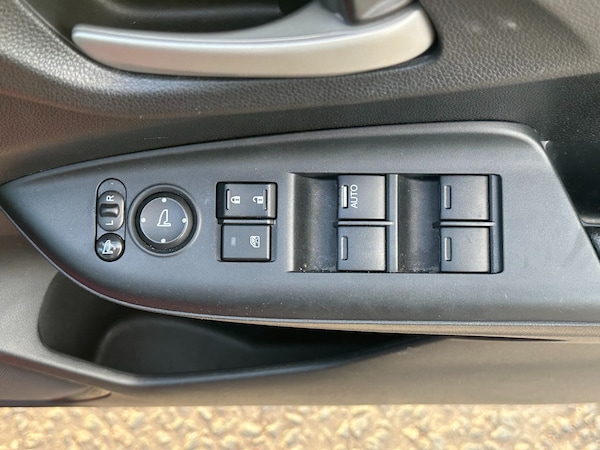 Used Honda Jazz 2015 for sale - 73130042: Photo 11
