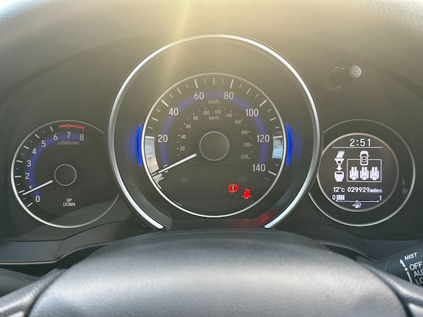 Used Honda Jazz 2015 for sale - 73130042: Photo 13