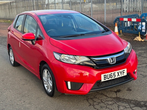 Used Honda Jazz 2015 for sale - 73130042: Photo 1