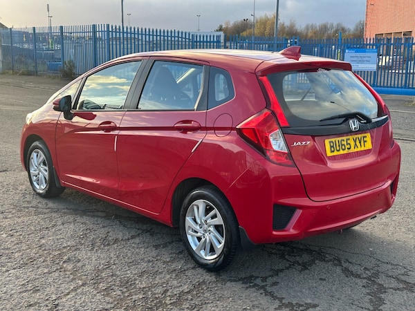Used Honda Jazz 2015 for sale - 73130042: Photo 4