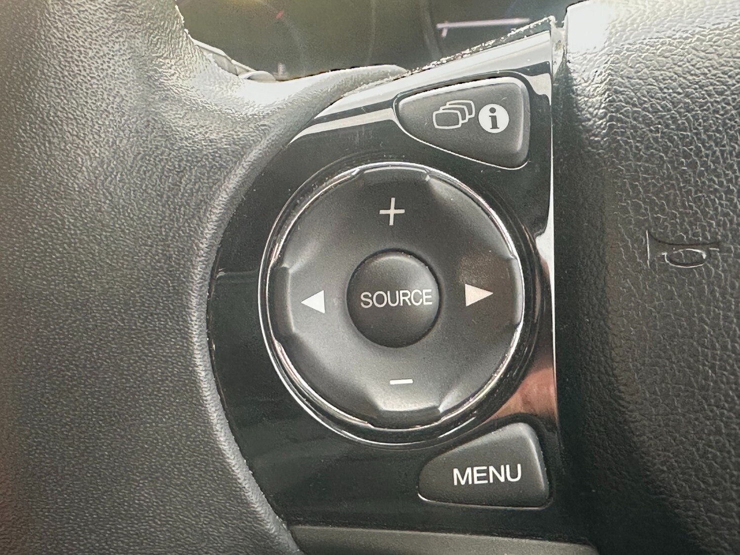 Used Honda Civic 2017 for sale - 77637014: Photo 17