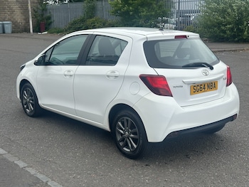 Used Toyota Yaris 2014 for sale - 79191174: Photo