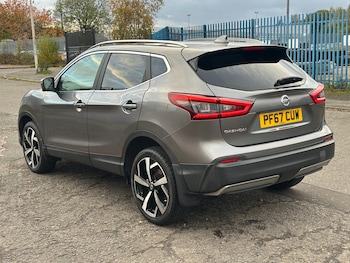 Used Nissan Qashqai 2017 for sale - 76455585: Photo