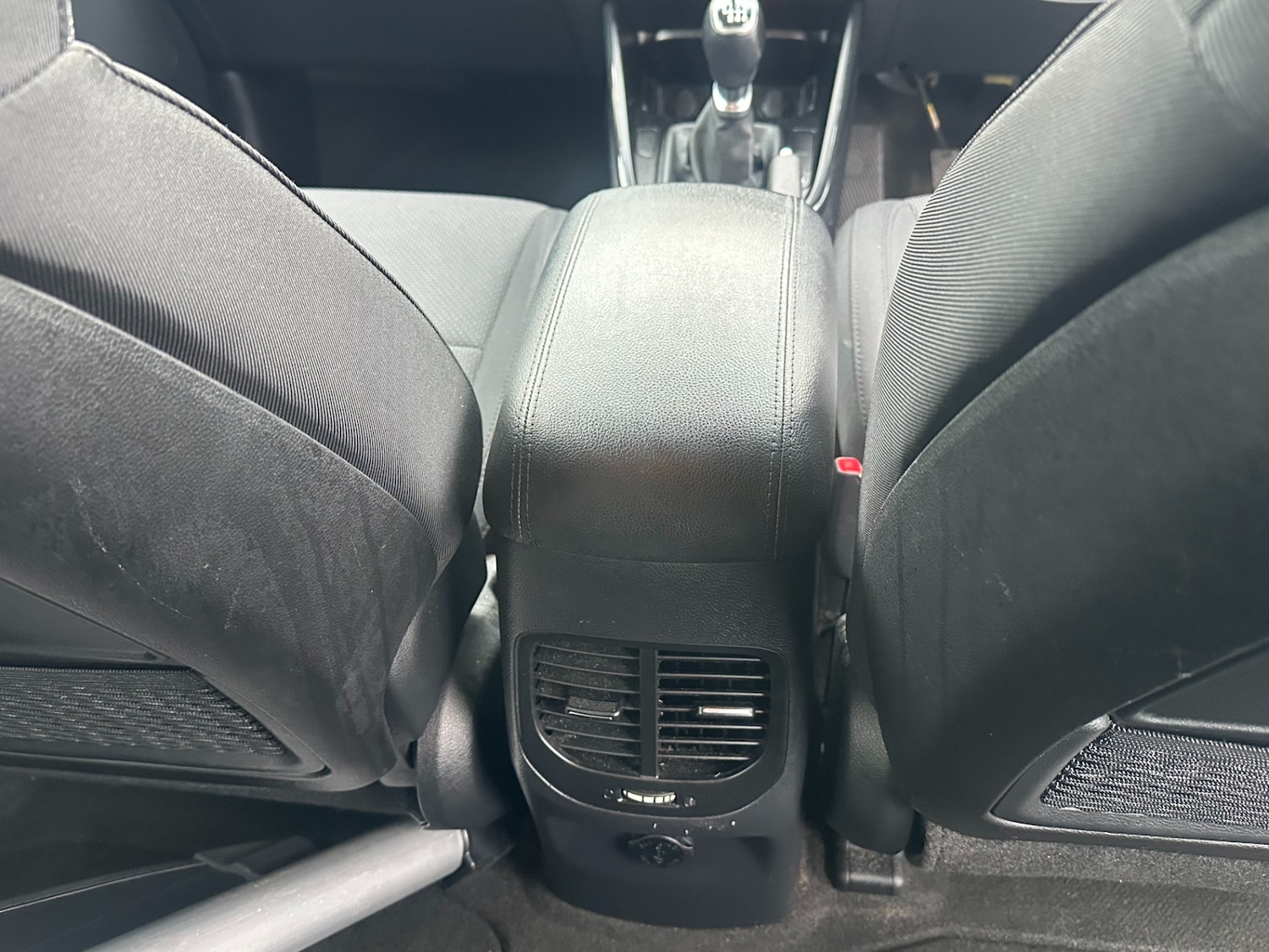 Used Kia Carens 2014 for sale - 76983918: Photo 12