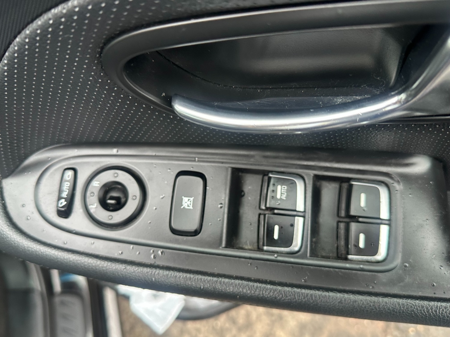 Used Kia Carens 2014 for sale - 76983918: Photo 13