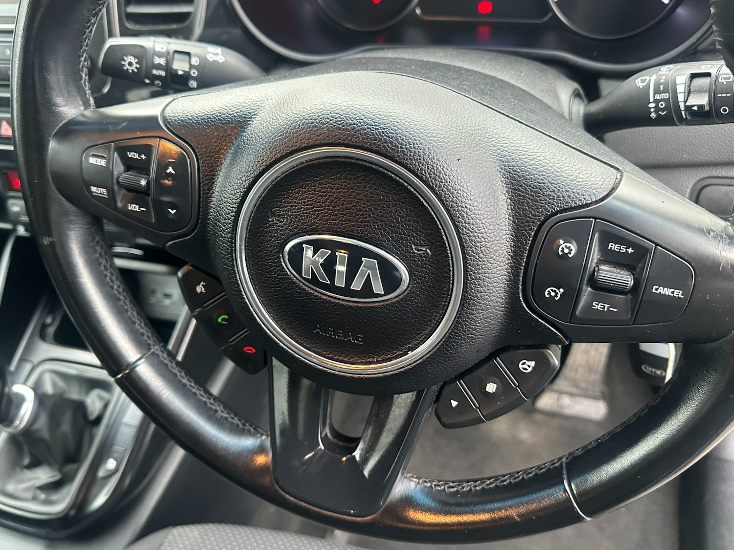 Used Kia Carens 2014 for sale - 76983918: Photo 15