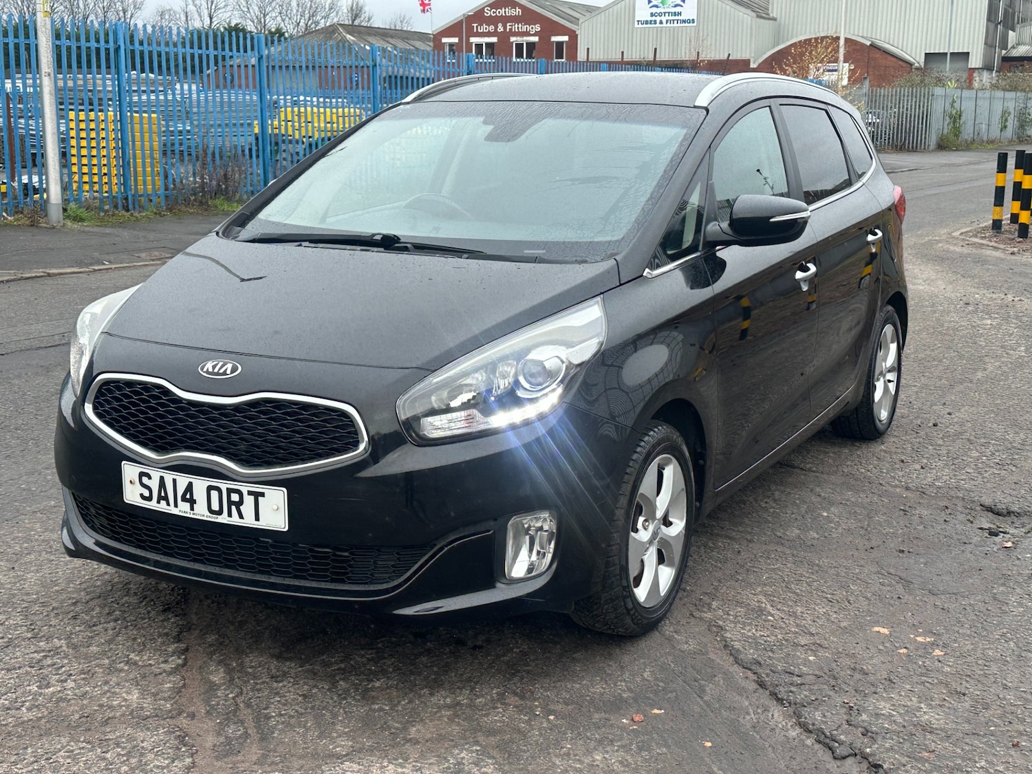 Used Kia Carens 2014 for sale - 76983918: Photo 3