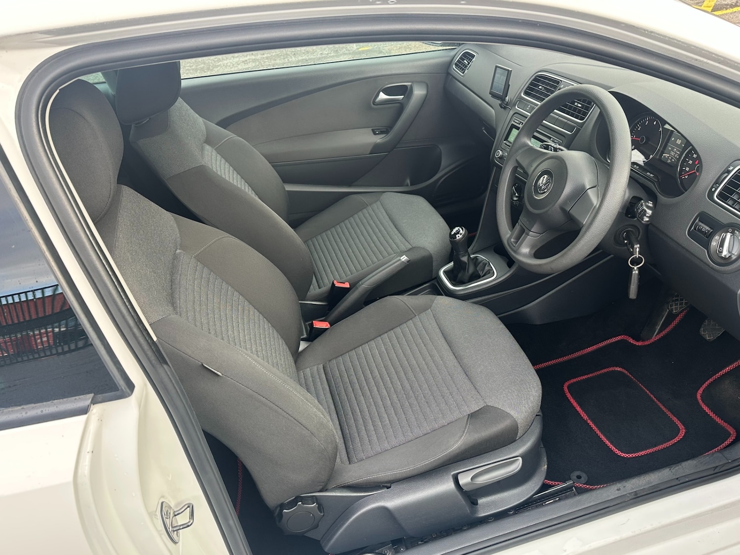 Used Volkswagen Polo 2014 for sale - 77934848: Photo 7