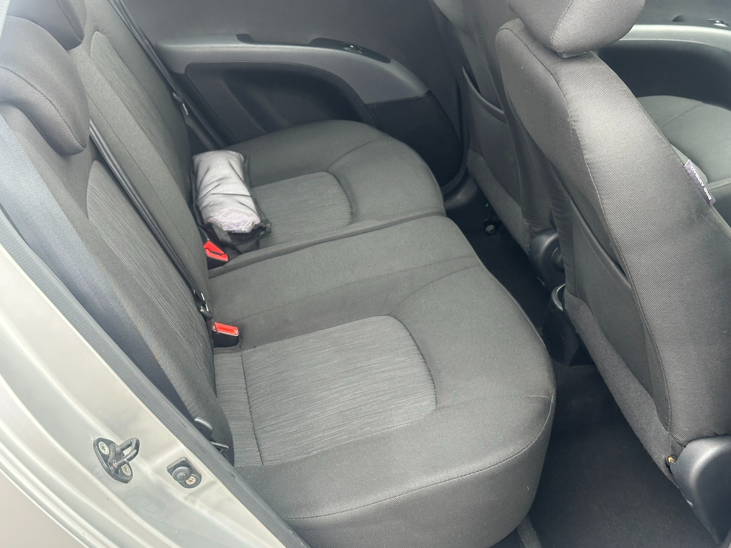 Used Hyundai i10 2012 for sale - 74689009: Photo 8
