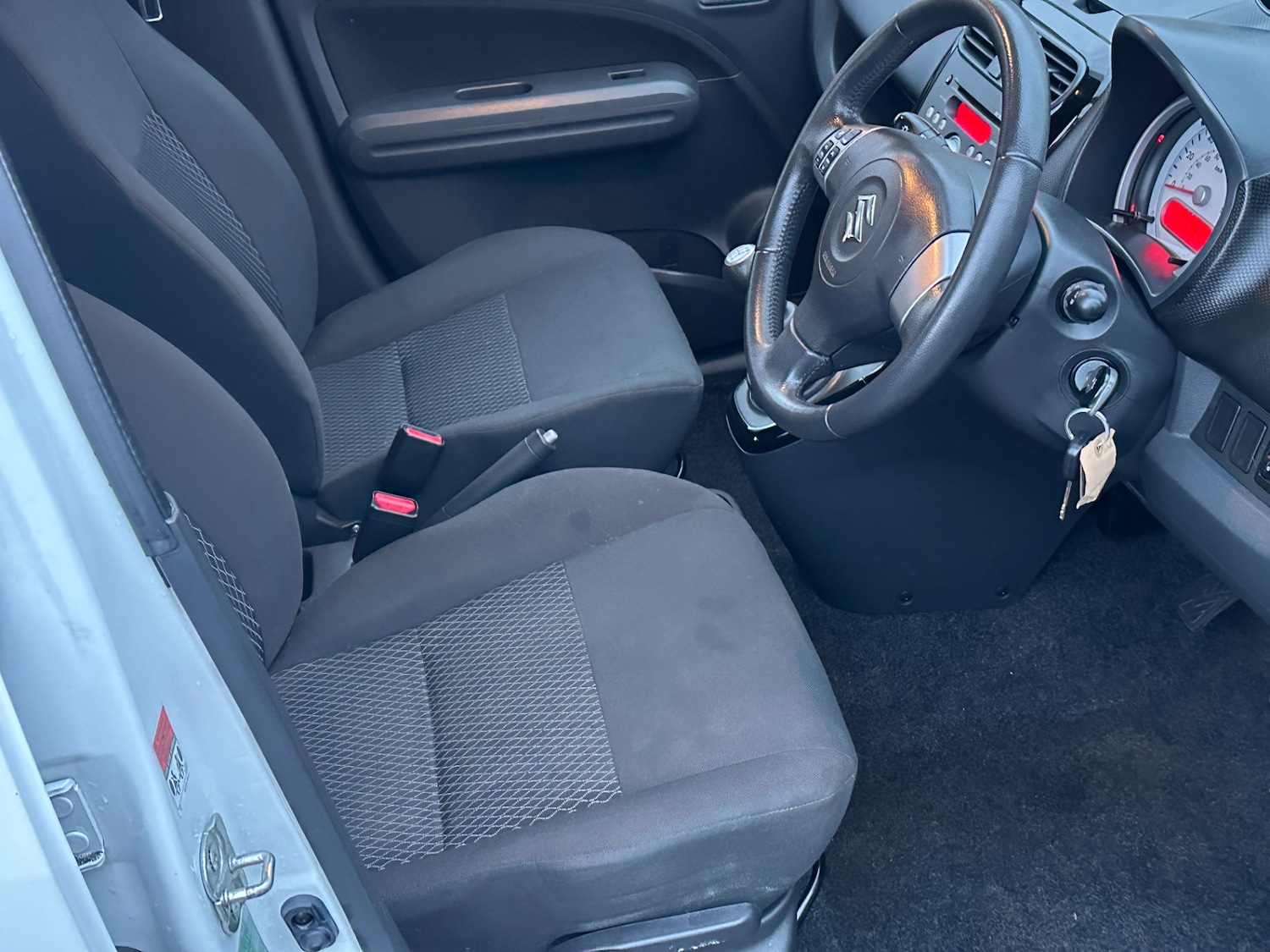 Used Suzuki Splash 2014 for sale - 77420662: Photo 7