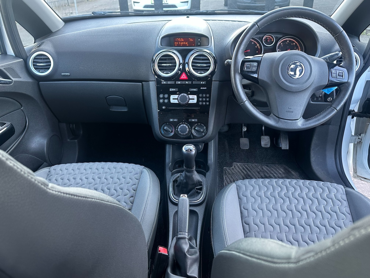 Used Peugeot 108 2015 for sale - 77072975: Photo 13