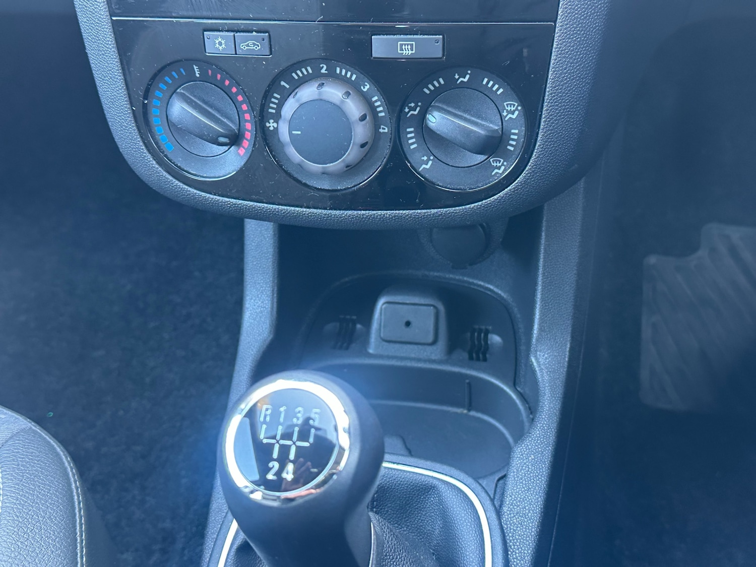 Used Peugeot 108 2015 for sale - 77072975: Photo 23