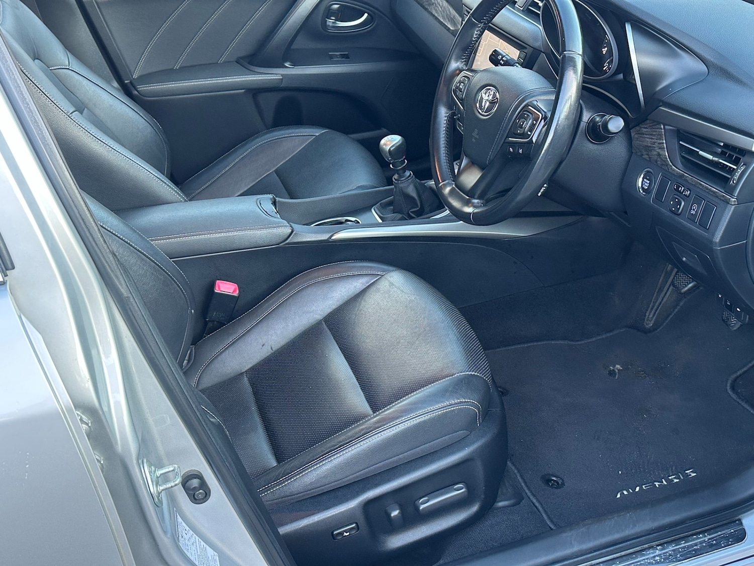 Used Toyota Avensis 2016 for sale - 77071745: Photo 9