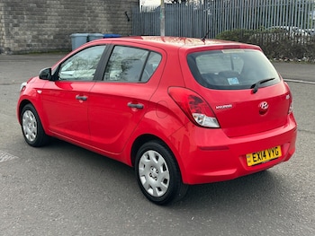 Used Hyundai i20 2014 for sale - 78762106: Photo