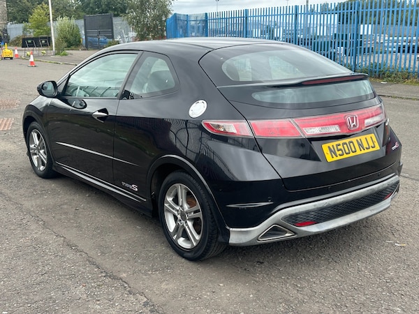 Used Honda Civic 2011 for sale - 76177583: Photo 6