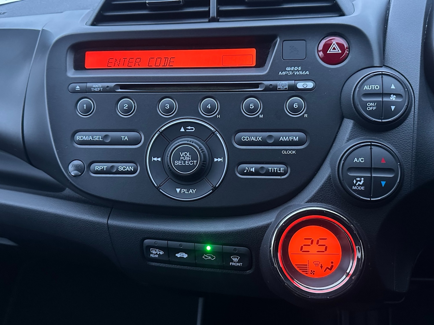 Used Honda Jazz 2013 for sale - 77395086: Photo 11