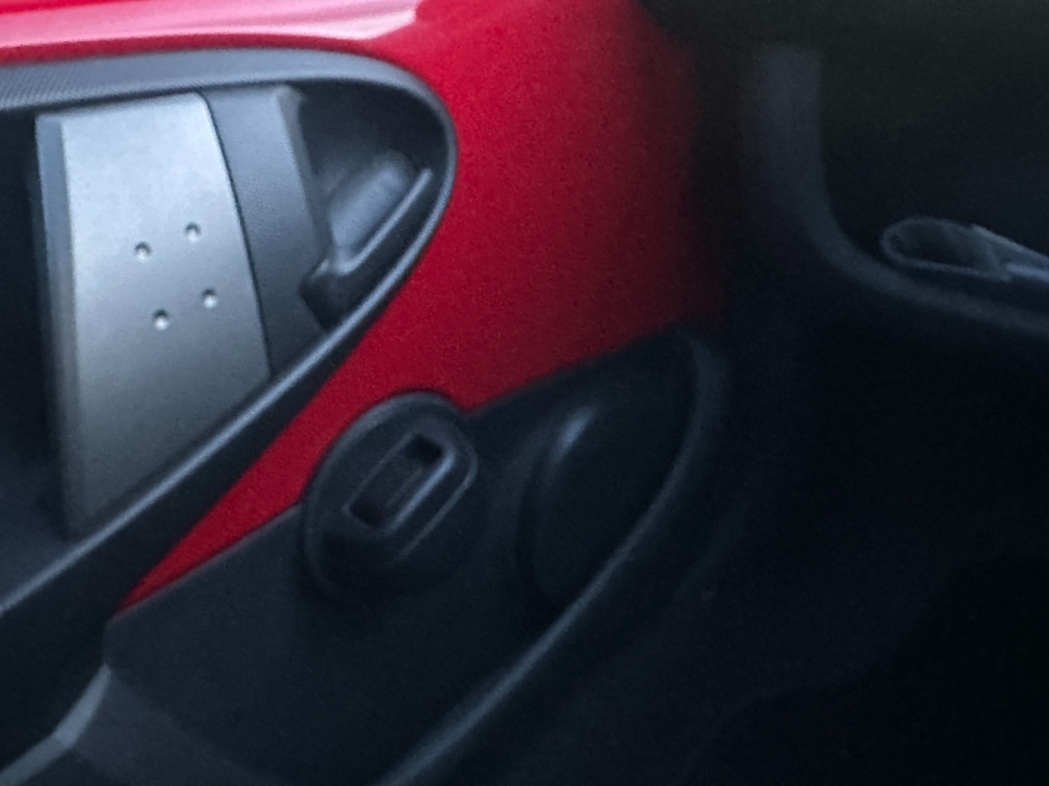 Used Peugeot 107 2014 for sale - 77137233: Photo 13