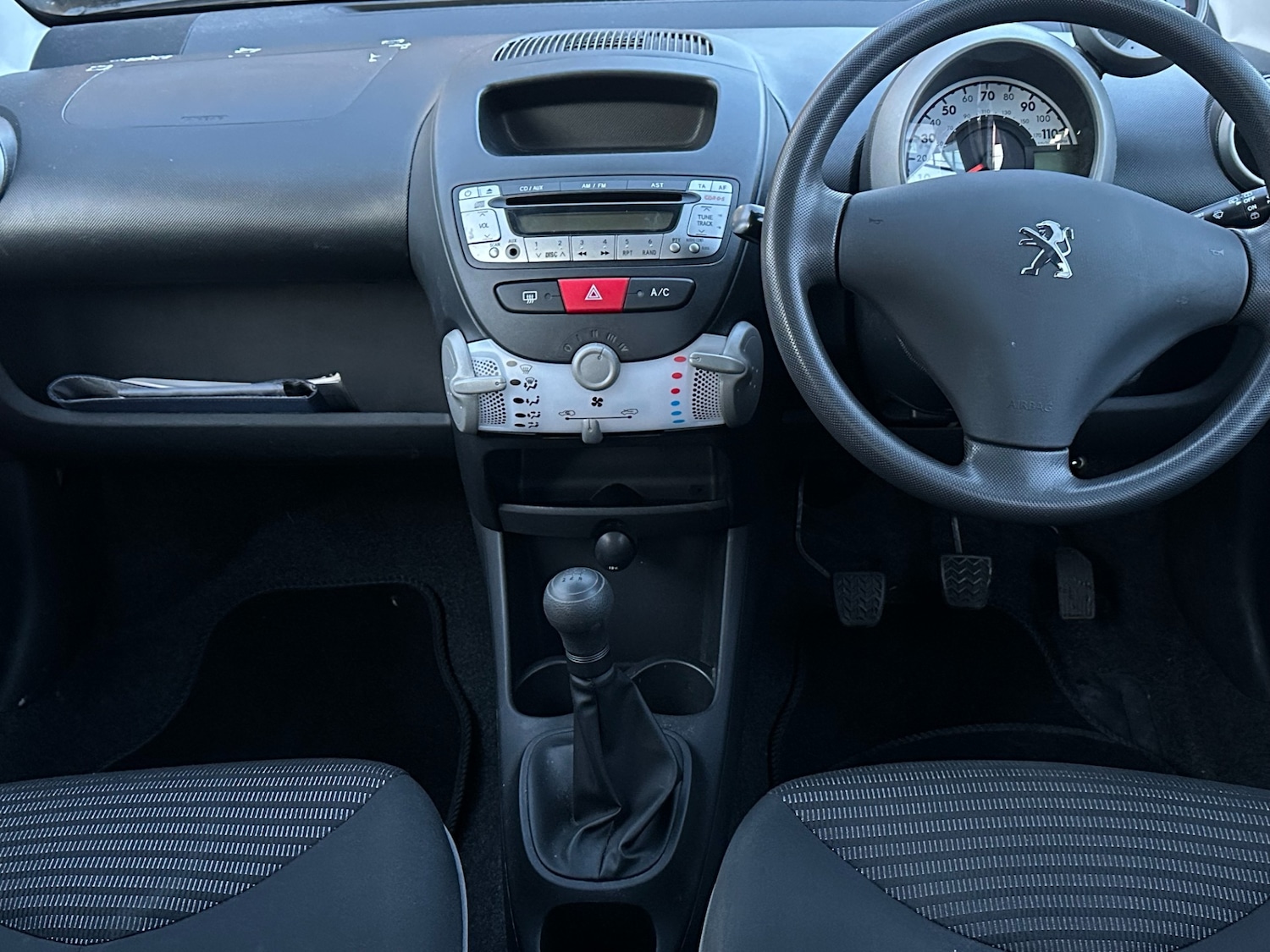 Used Peugeot 107 2014 for sale - 77137233: Photo 9