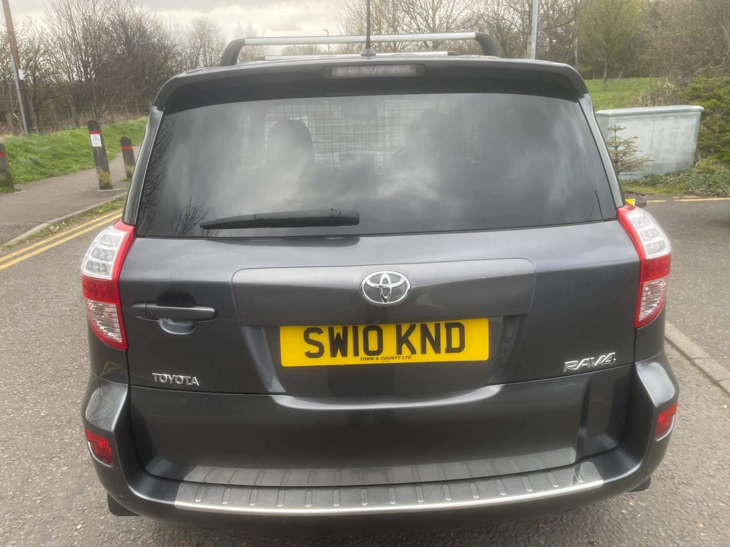 Used Toyota RAV4 2010 for sale - 78112211: Photo 5