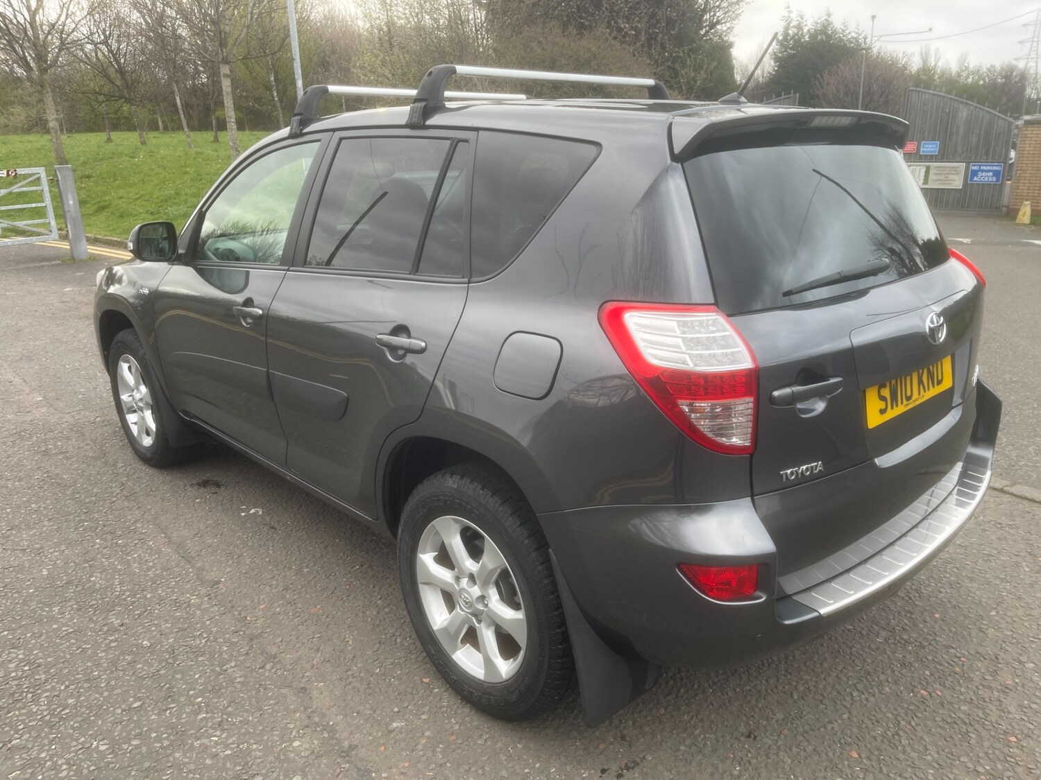 Used Toyota RAV4 2010 for sale - 78112211: Photo 6