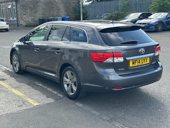 Used Toyota Avensis 2014 for sale - 79073969: Photo