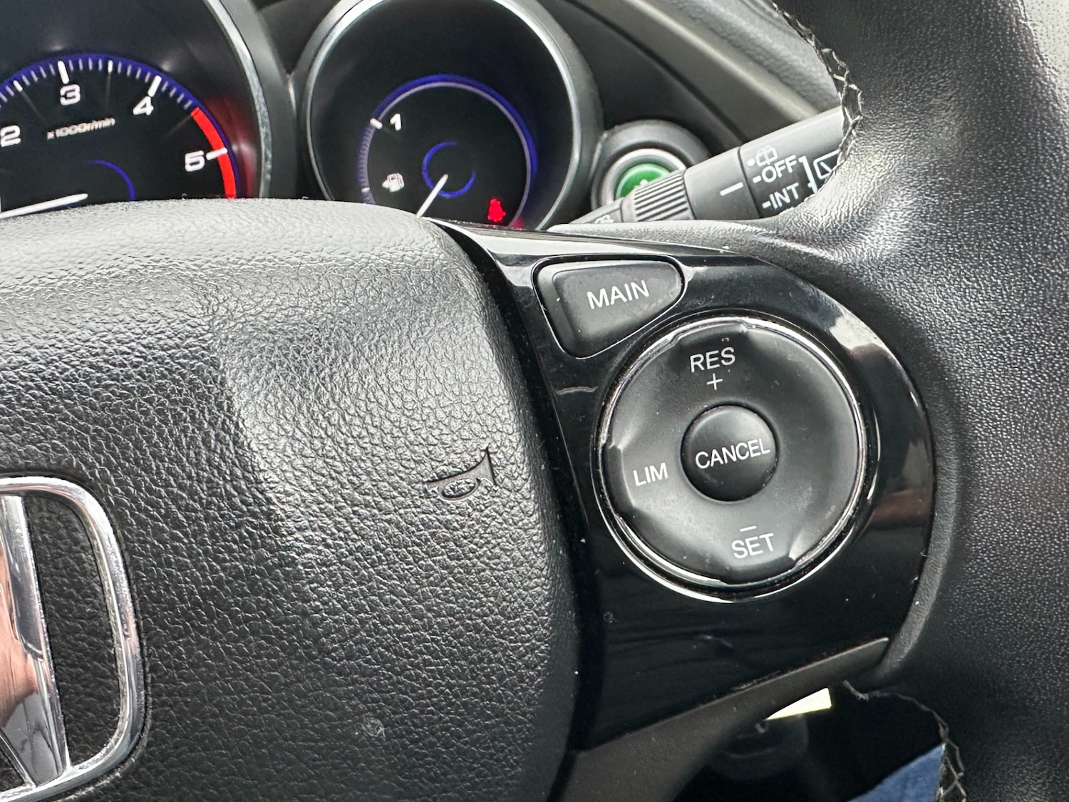 Used Honda Civic 2015 for sale - 78218631: Photo 15