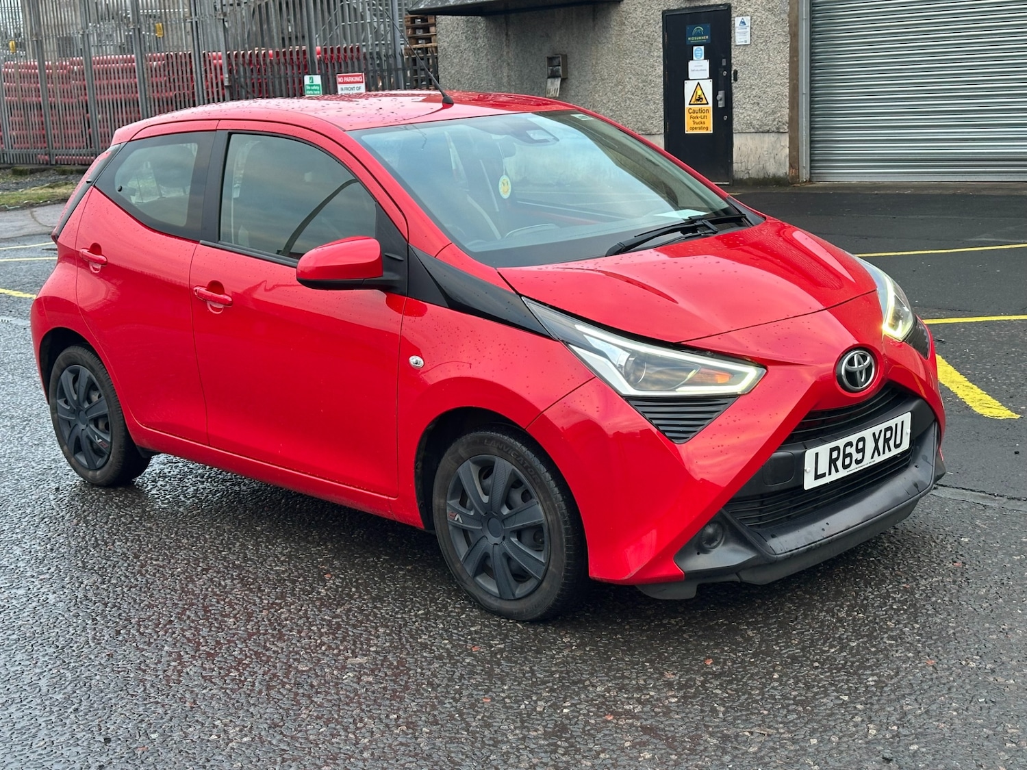 Used Toyota AYGO 2019 for sale - 77198490: Photo 20
