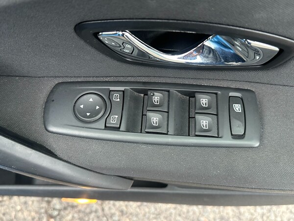 Used Renault Megane 2012 for sale - 75542590: Photo 18