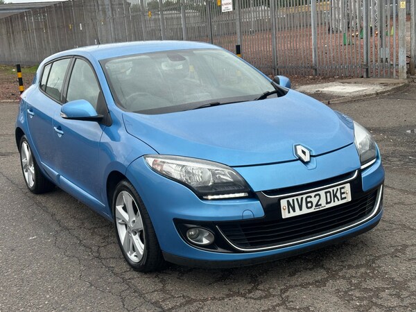 Used Renault Megane 2012 for sale - 75542590: Photo 2